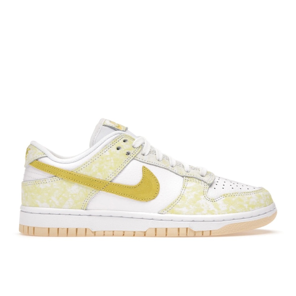 Nike Dunk Low Yellow Strike, Women’s 7.5